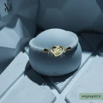 دستبند نخی با پلاک طلا کد020