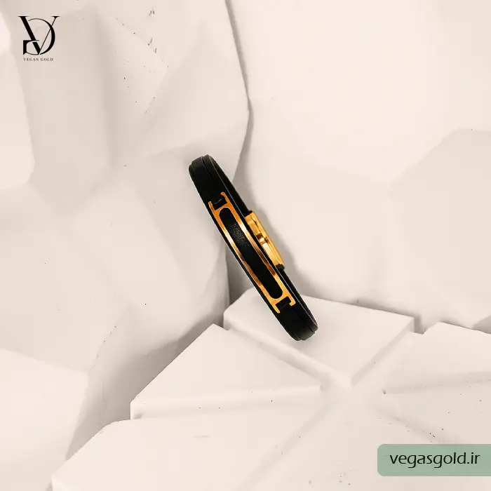 دستبند چرم با پلاک طلا کد002